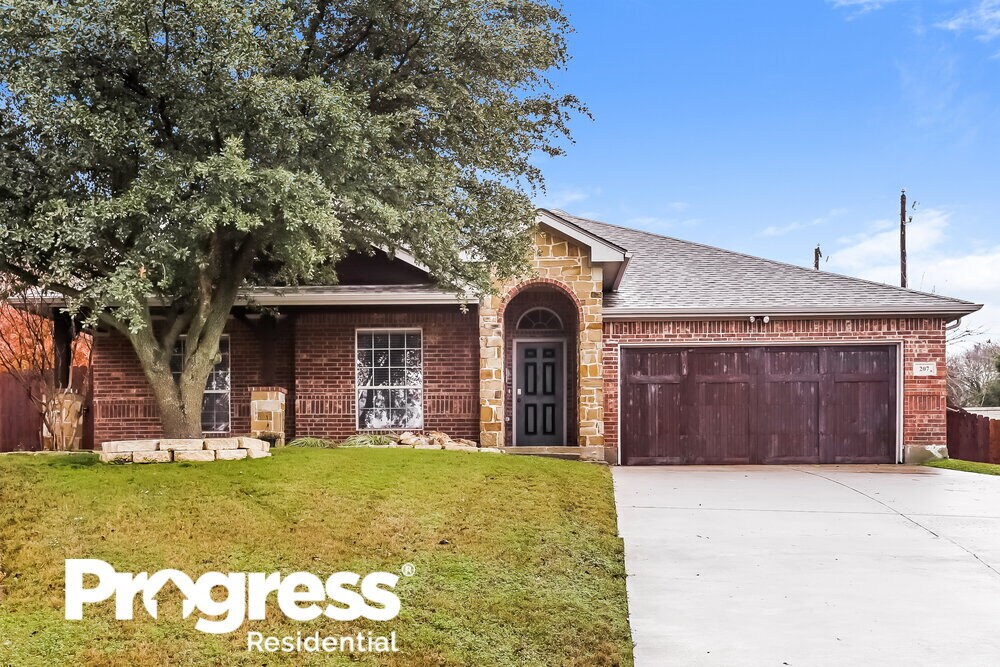 207 Carriage Dr, Willow Park, TX 76087 House Rental in Willow Park