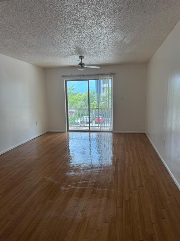 Foto del edificio - 639 Ave F NW
