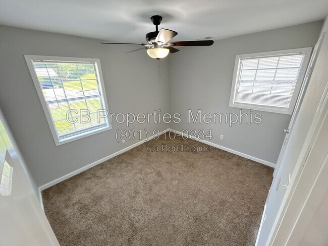 Foto del edificio - 3825 Glenburee St