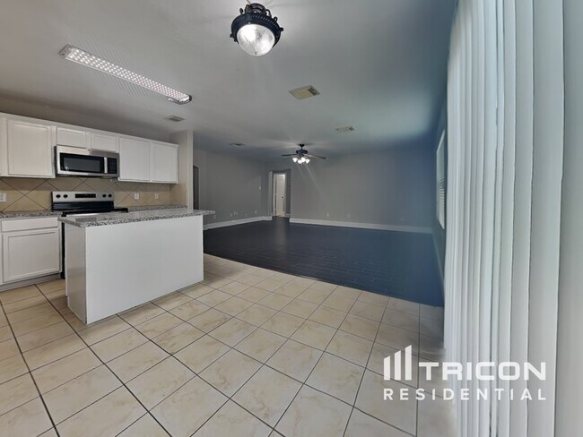 Foto del edificio - 19626 Beachy Ct