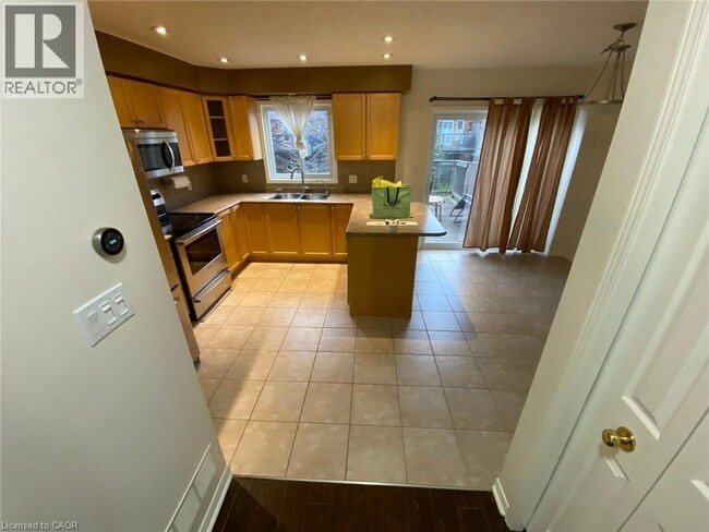 Building Photo - 352 Dearborn Blvd