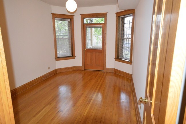 Foto del edificio - 849 W Grace St