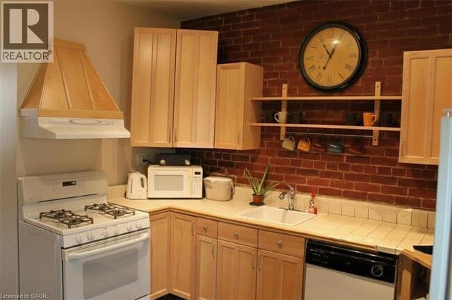 Photo du bâtiment - 126 Park St N