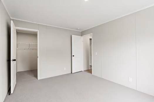 Building Photo - 24 Parkview Dr