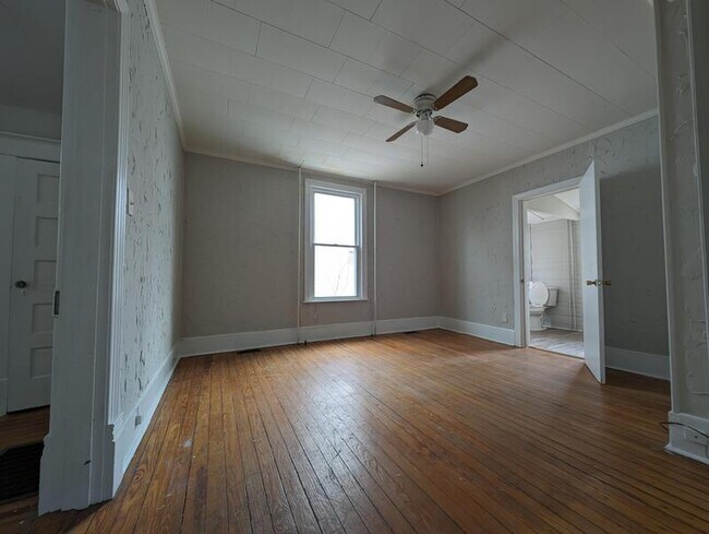 Building Photo - 319 Wadsworth St