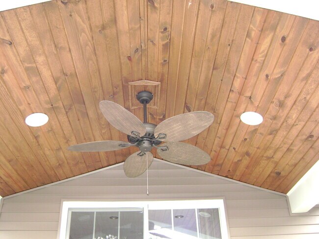 Foto del edificio - 11680 W Freeland Rd
