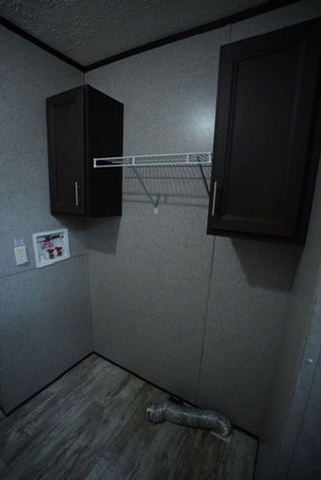 Building Photo - Spacious 2020 Clayton Home Awaits You just 1 mile to JSU!