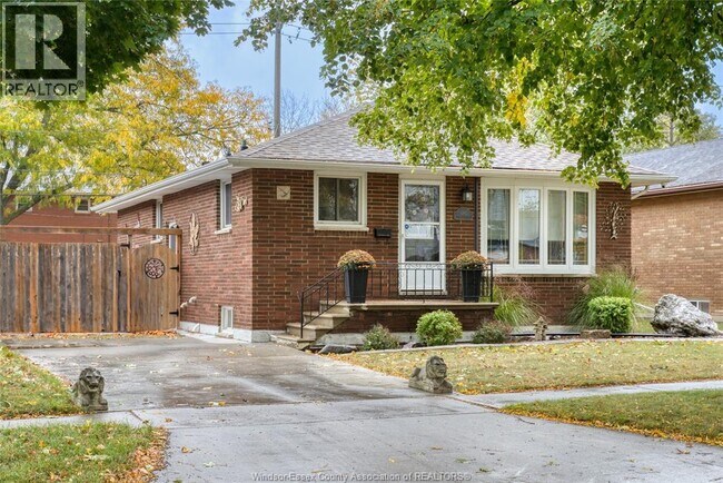 Photo du bâtiment - 1260 Laurendeau Ave