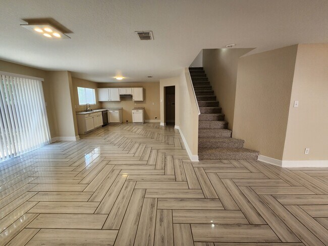 Foto del edificio - 9915 Amber Ledge