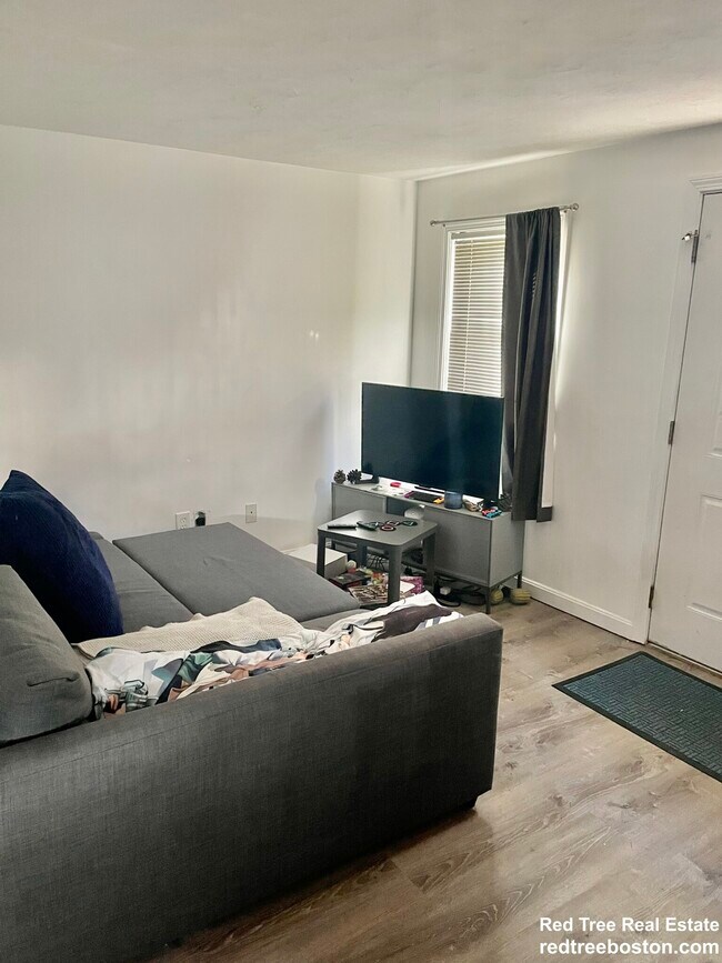 Photo - 24 Lawn St Townhome