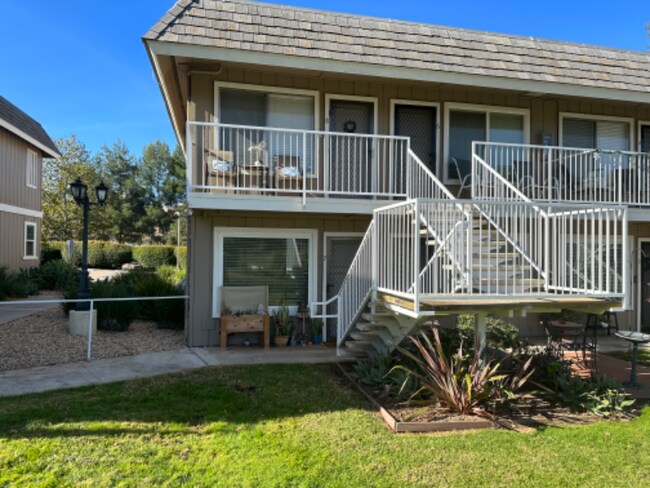 Building Photo - 27739 Mountain Meadow Rd