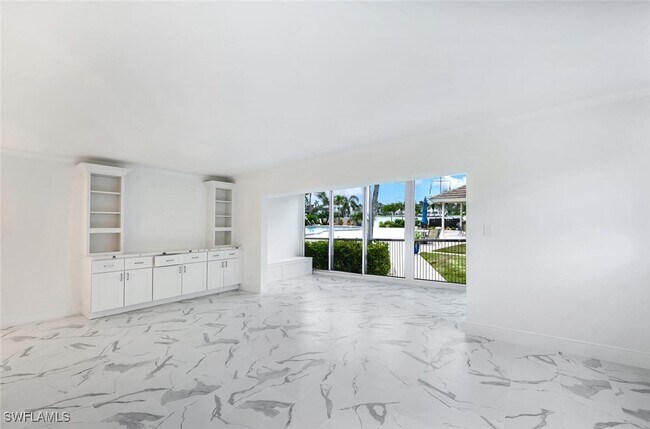 Foto del edificio - 222 Harbour Dr