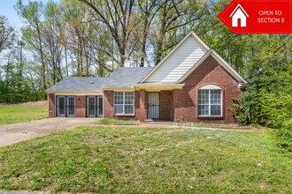 Building Photo - 4335 N Grand Cedar Ln