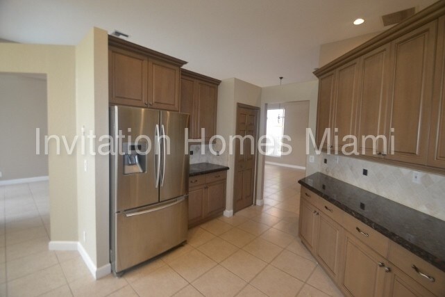 Building Photo - 12320 NW 52nd Ct