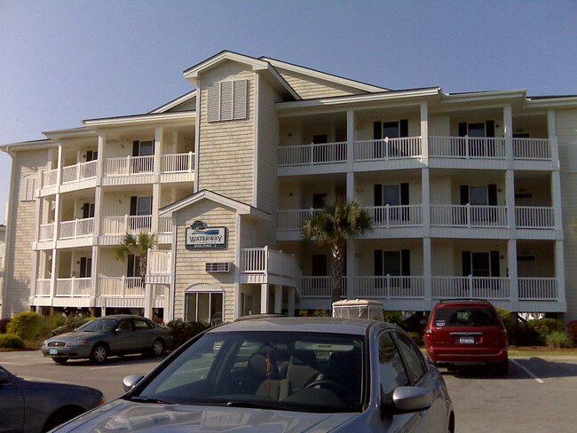Building Photo - 1135 Park Rd