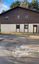 Building Photo - 1033 SW 148th St