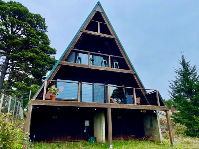 Foto del edificio - 2780 SW Breakers Dr