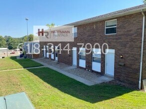 Building Photo - 1107 Arrowhead Dr