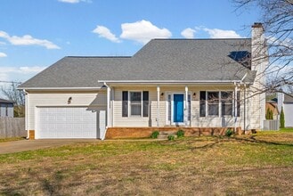 Building Photo - 501 Eysian Rd
