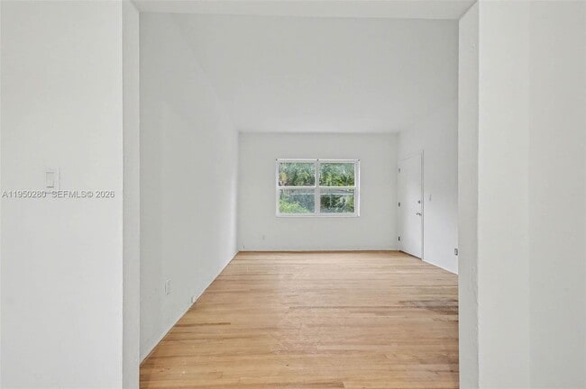 Foto del edificio - 9160 NE 8th Ave