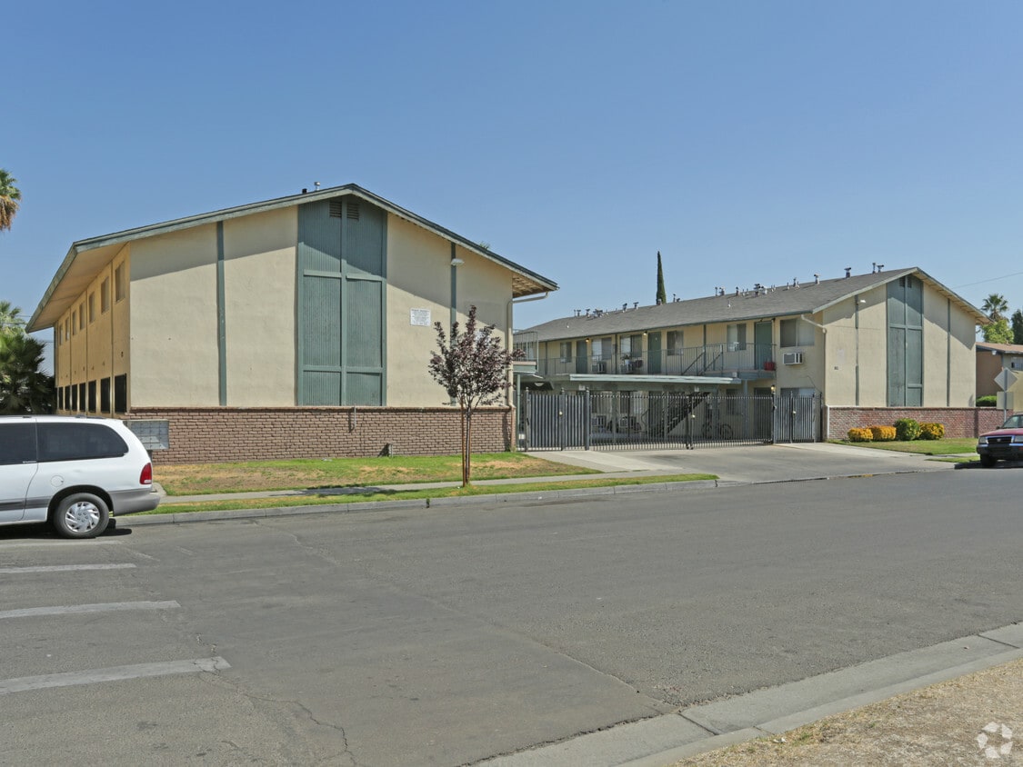 Building Photo - 1388 Bulldog Ln