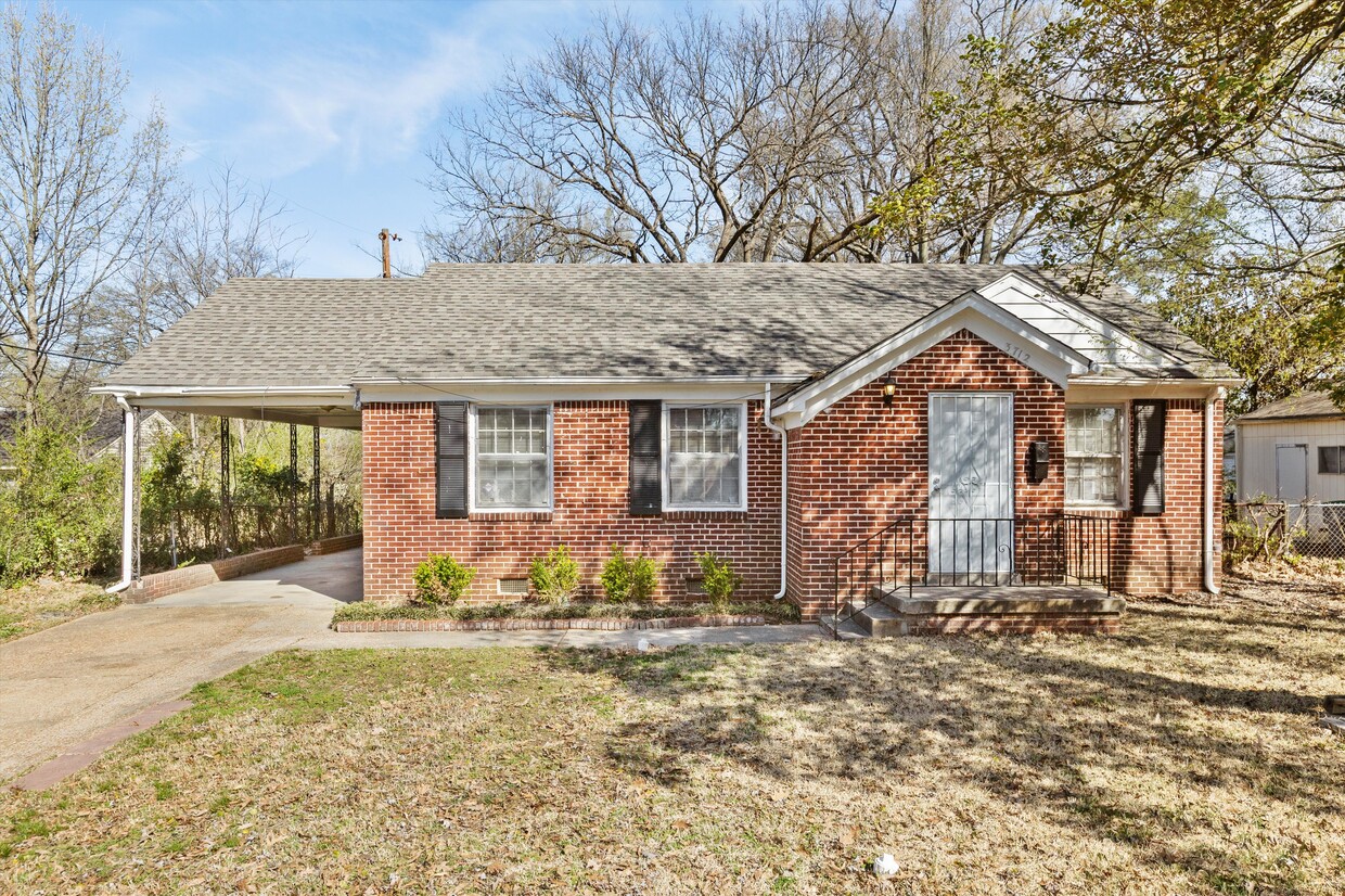 Foto principal - 3712 Briar Rose Rd