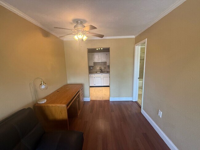 Foto del edificio - 405 Dunwoody St