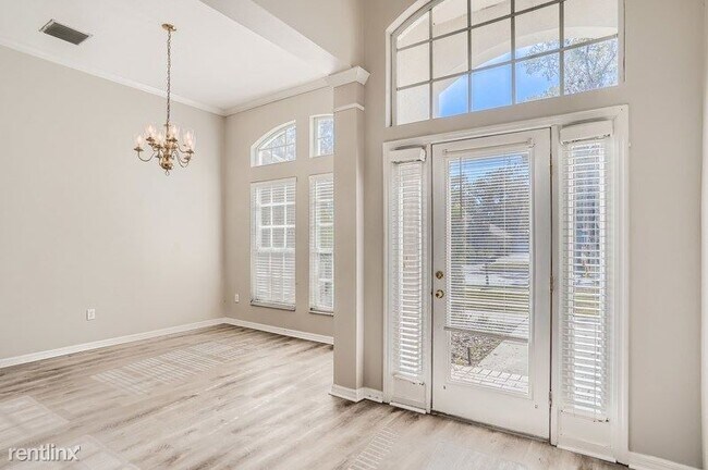 Building Photo - 4 br, 3 bath House - 514 Crowned Eagle Cou...