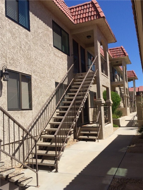 Foto del edificio - 2085 Mesquite Ave