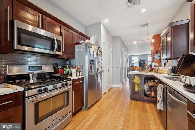 Foto del edificio - 1126 S 15th St