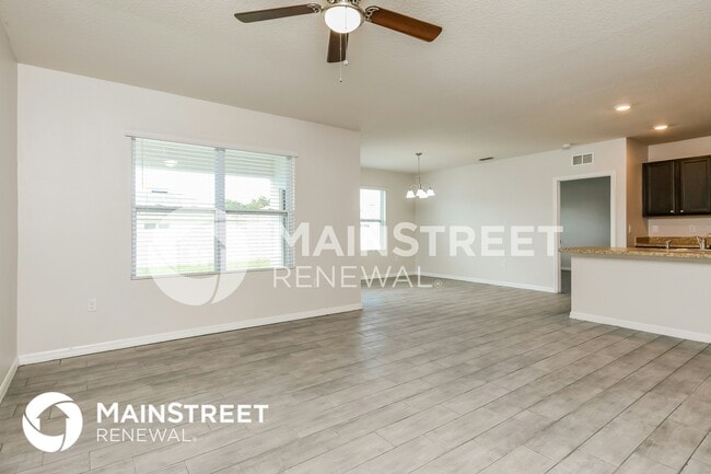 Foto del edificio - 703 Kindred Ln