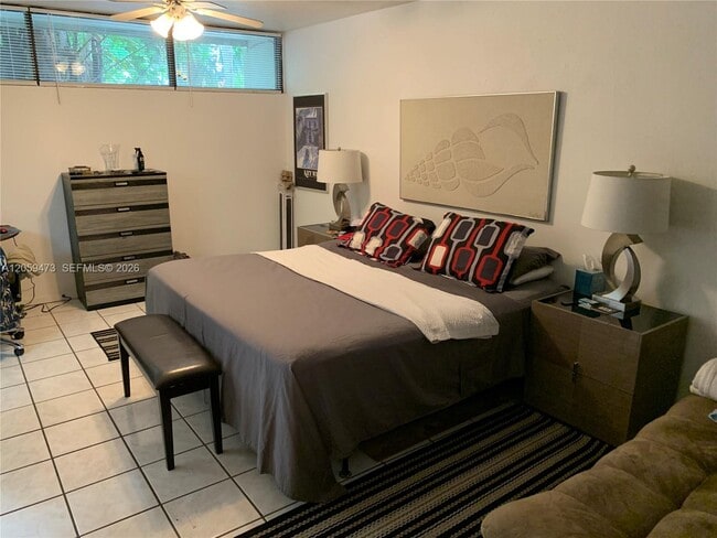 Building Photo - 6626 Miami Lakes Dr