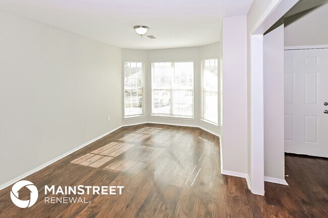 Building Photo - 10256 Palmer Dr