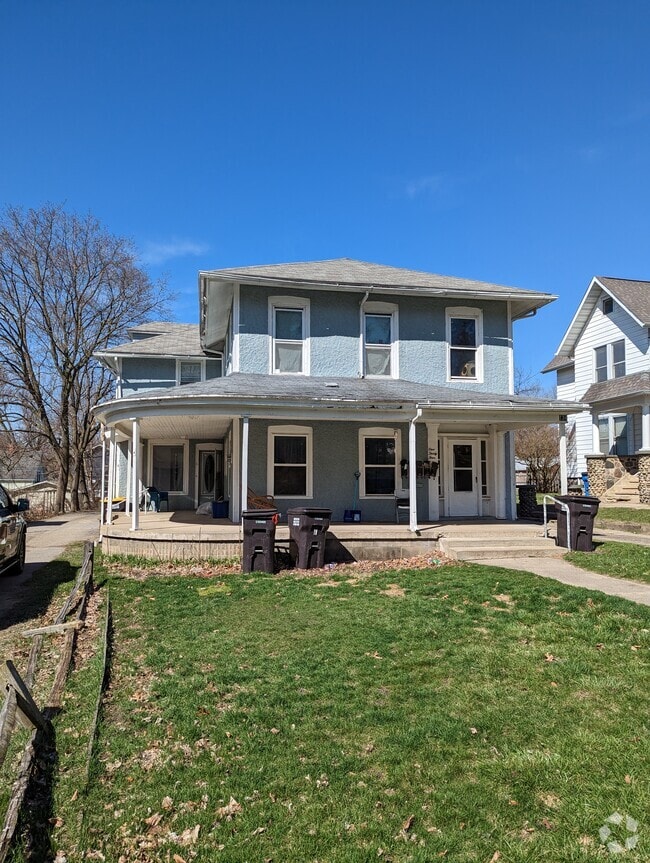 Building Photo - 134 Hillsdale Street