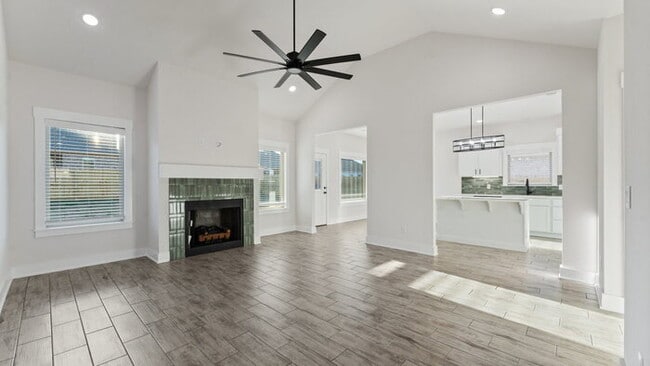 Building Photo - "Brand-new 3-Bed Oasis in Farmington with ...