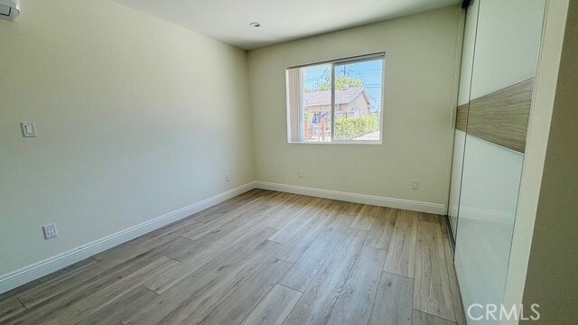 Building Photo - 425 A Gladys Ave