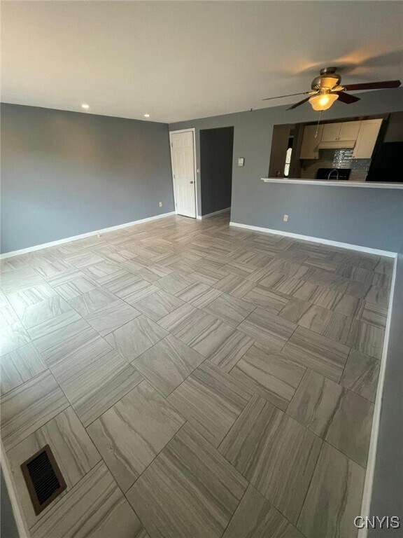 Foto del edificio - 6078 Bethlehem Ln