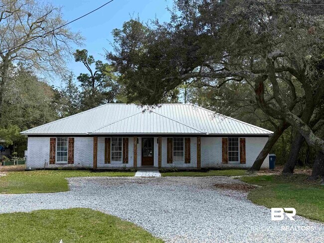 Foto del edificio - 28712 Canal Rd