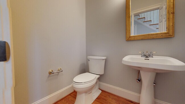 Building Photo - 1105 Randolph Oaks Ct