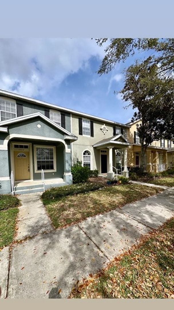 Foto del edificio - 3/2 with loft Windermere Town home in Summ...