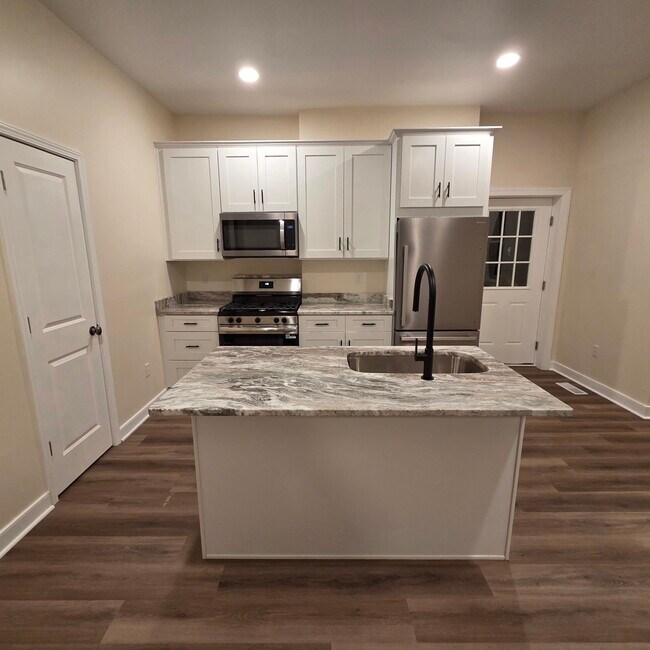 Fully renovated Kitchen - 2503 North Ave