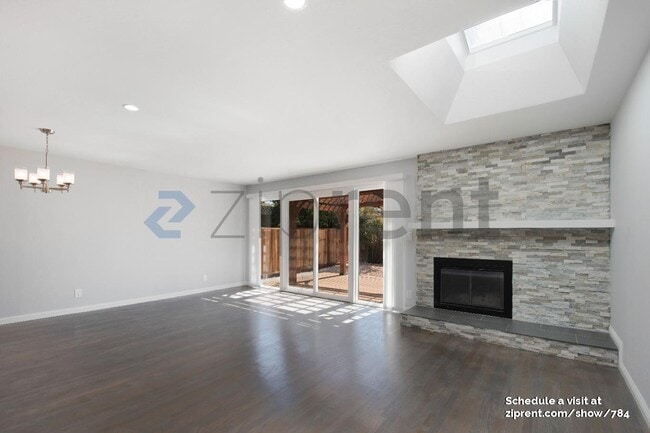 Building Photo - 31273 Birkdale Way