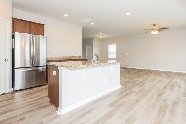 Building Photo - 12810 Longstraw Rd