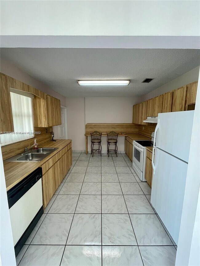Building Photo - 11875 SW 184th St