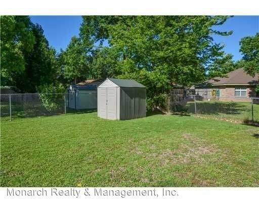 Foto del edificio - 3 br, 2 bath House - 2423 BROOKHAVEN DRIVE
