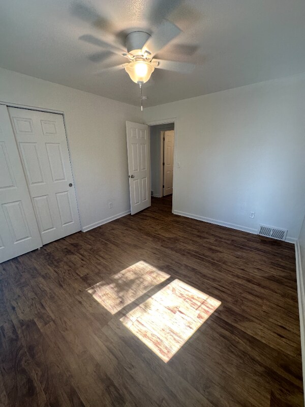 Foto del edificio - 1323 Cherry St