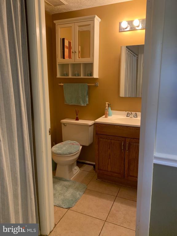 Foto del edificio - 14105 Honey Hill Ct