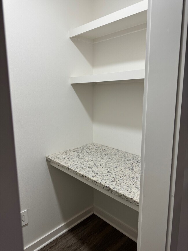 Foto del edificio - 4747 Allendale Rd