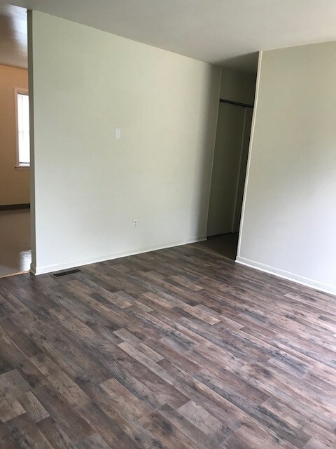 Foto del edificio - 206 Hayward Ave