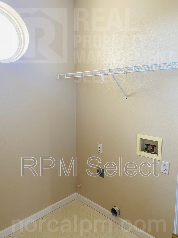 Foto del edificio - 116 Burgundy Ct